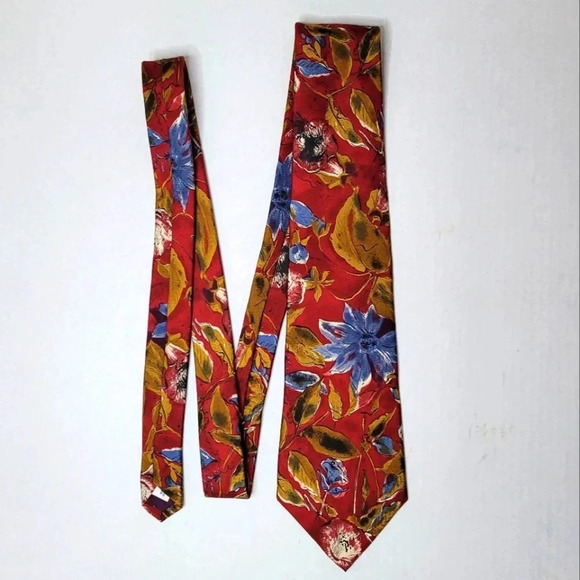 METROPOLIS Men's Necktie - Picture 3 of 7